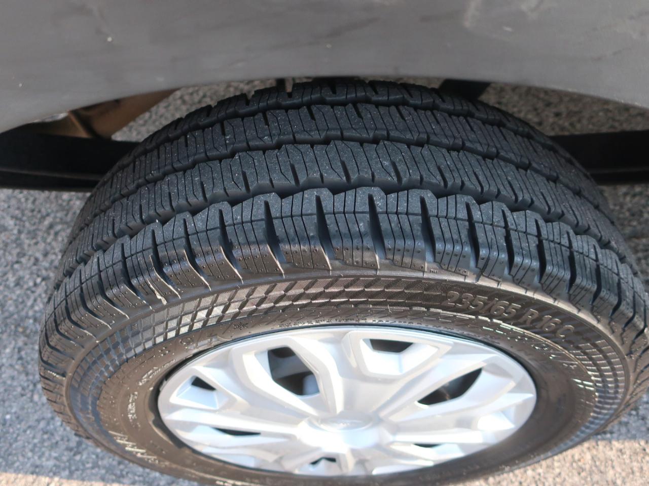 Ford Transit 250 Van 2024