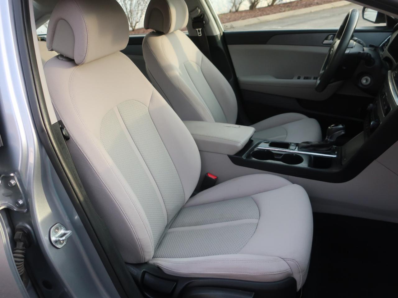 Hyundai Sonata SE 2017