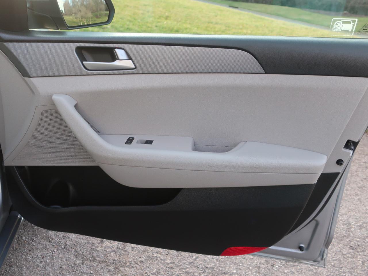 Hyundai Sonata SE 2017