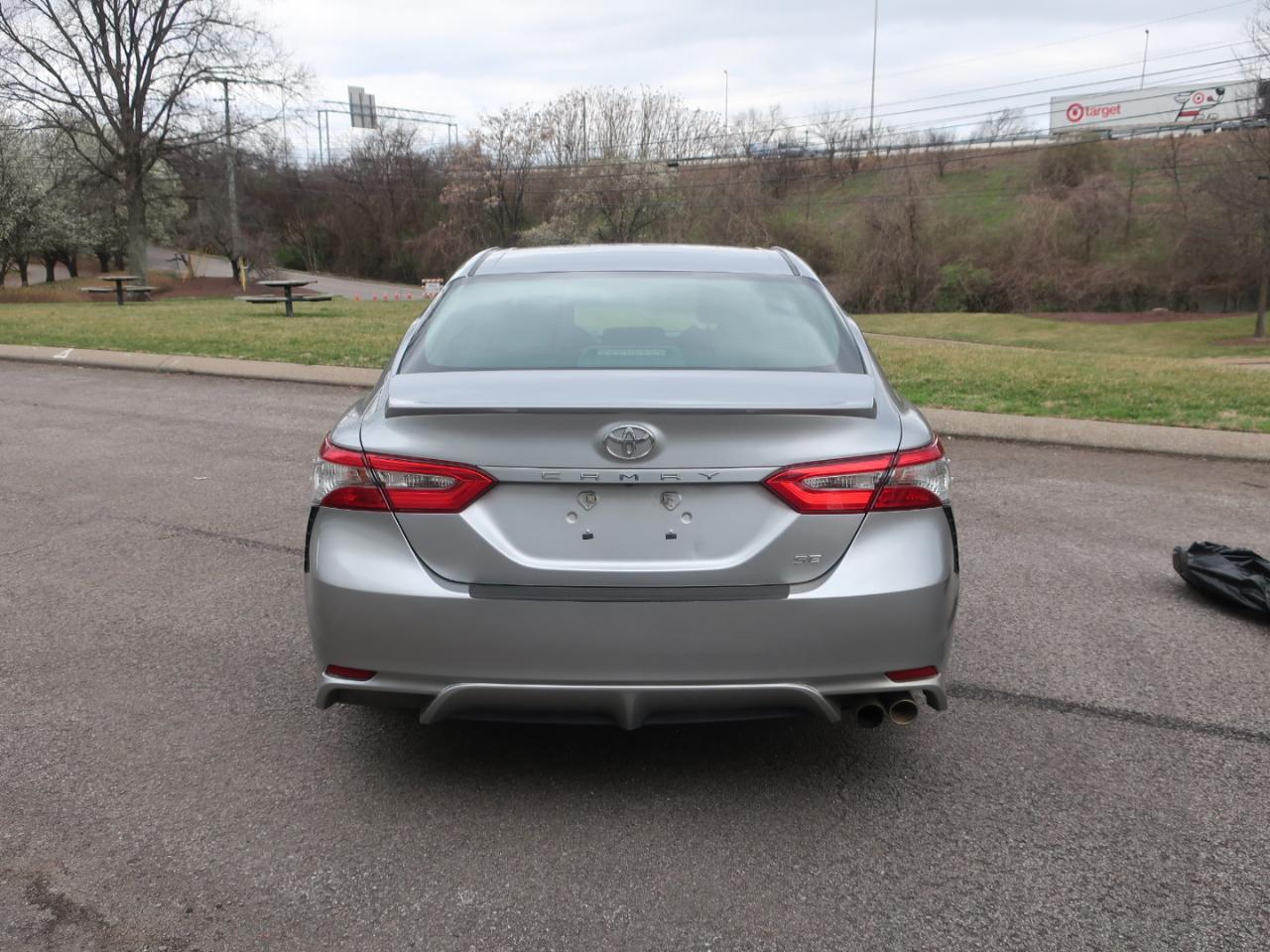Toyota Camry SE 2018