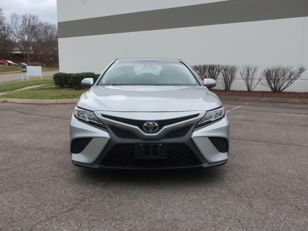 Toyota Camry SE 2018