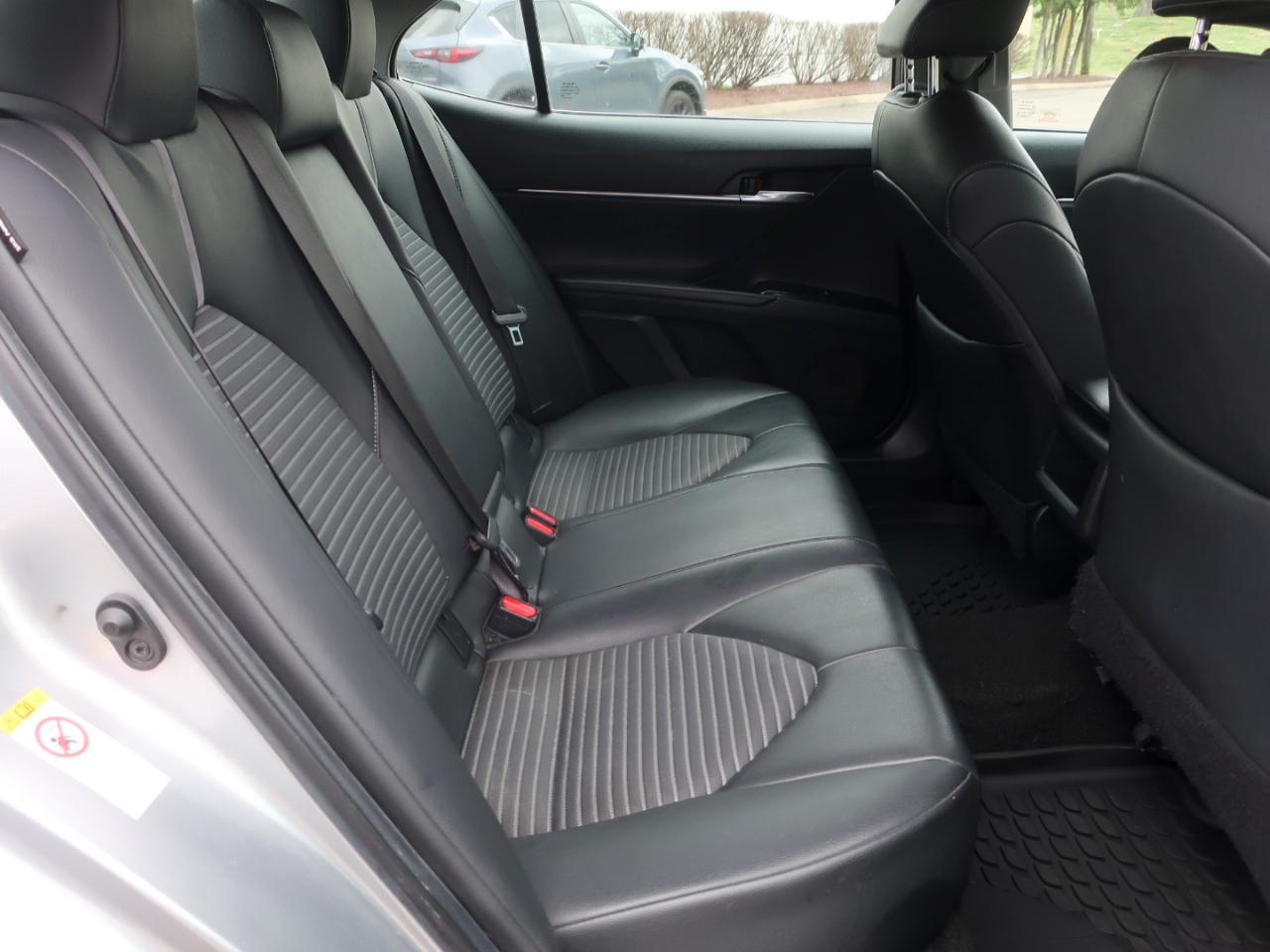 Toyota Camry SE 2018