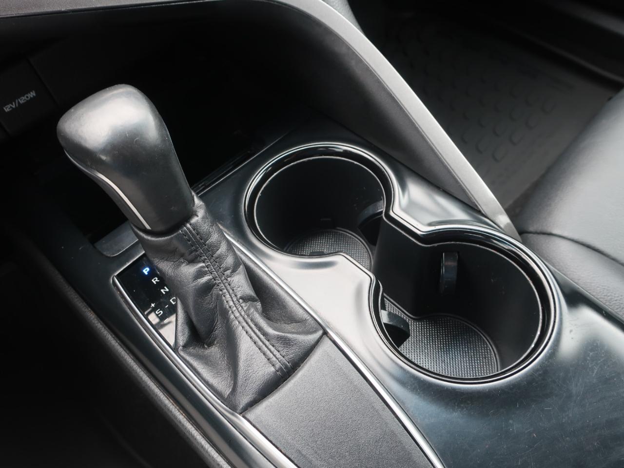 Toyota Camry SE 2018