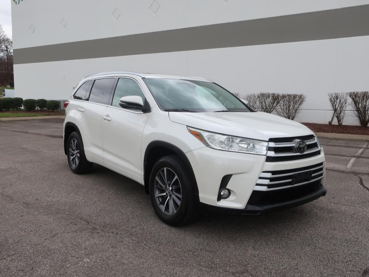 Toyota Highlander XLE AWD V6 2018