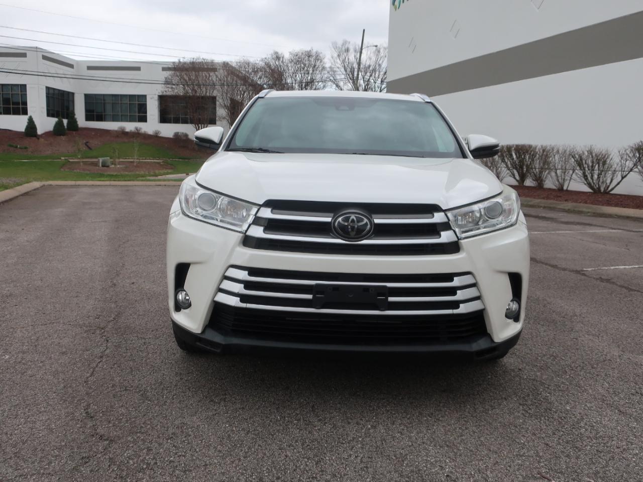 Toyota Highlander XLE AWD V6 2018