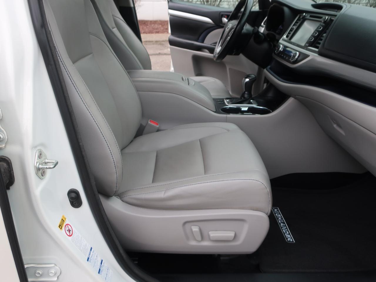 Toyota Highlander XLE AWD V6 2018