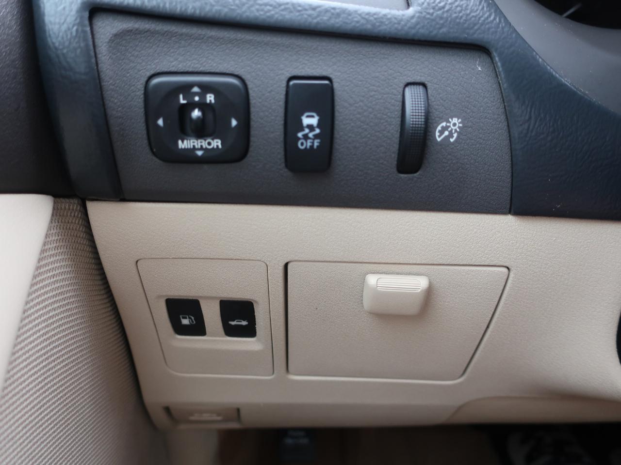 Lexus ES 350 Sedan 2011