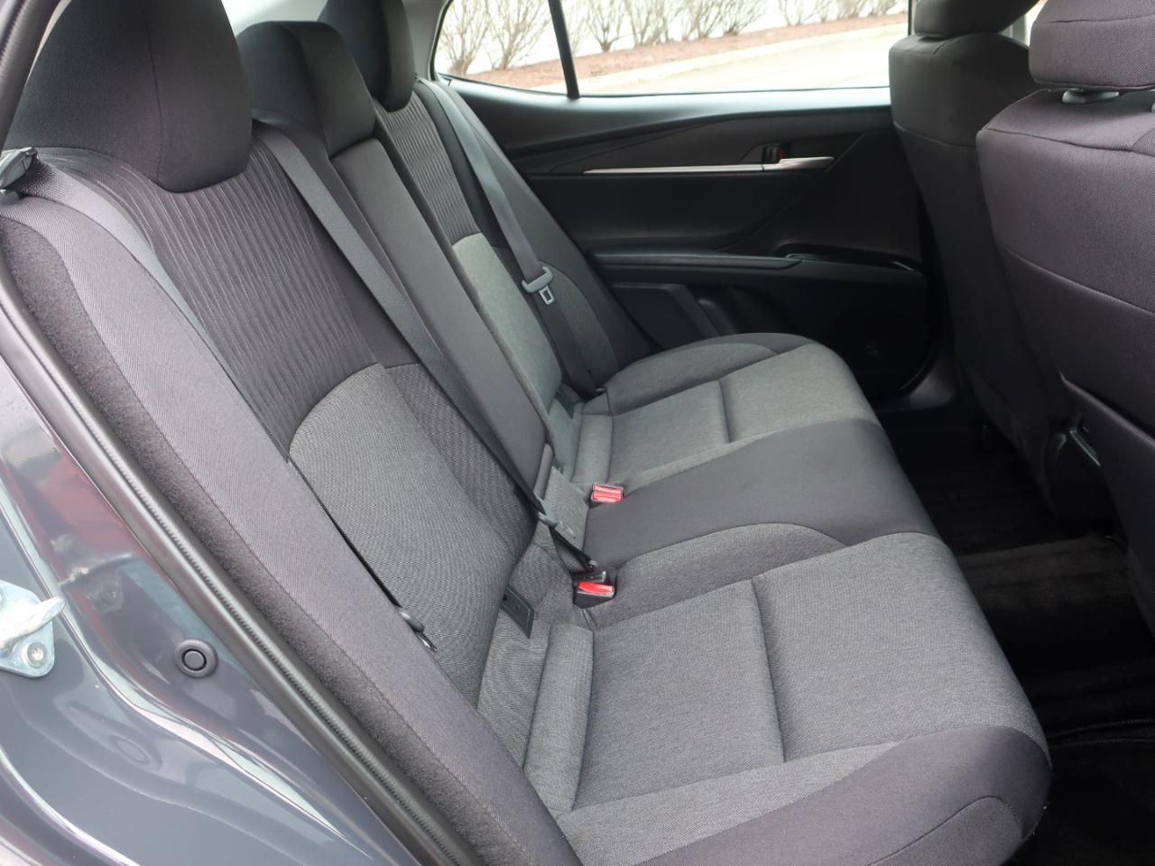 Toyota Camry Hybrid LE 2025