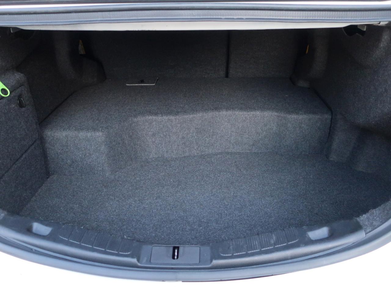 Ford Fusion Hybrid S 2018