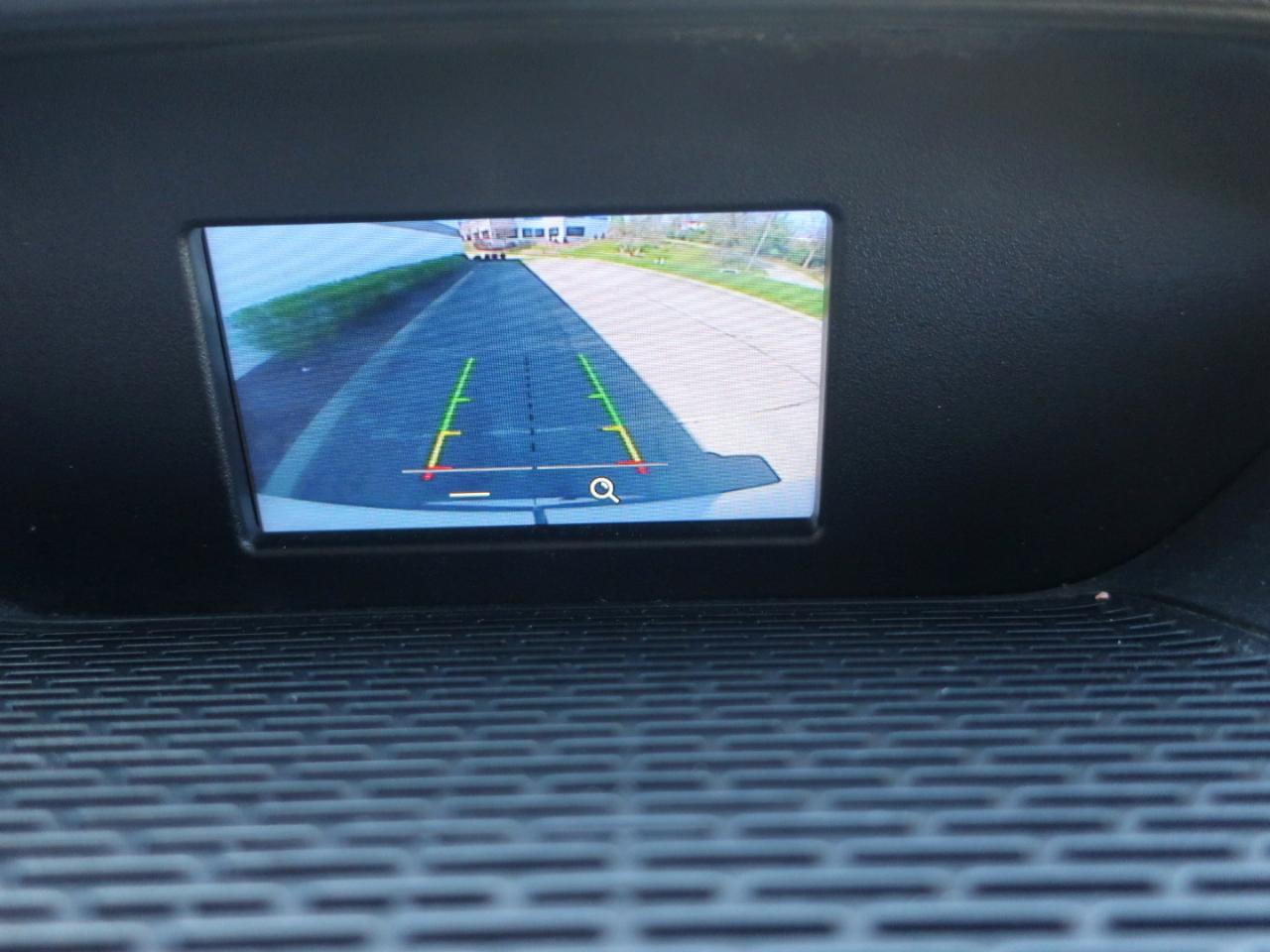 Ford Transit 150 Wagon Med. Roof XLT w/Sliding Pass. 130-in. WB 2019