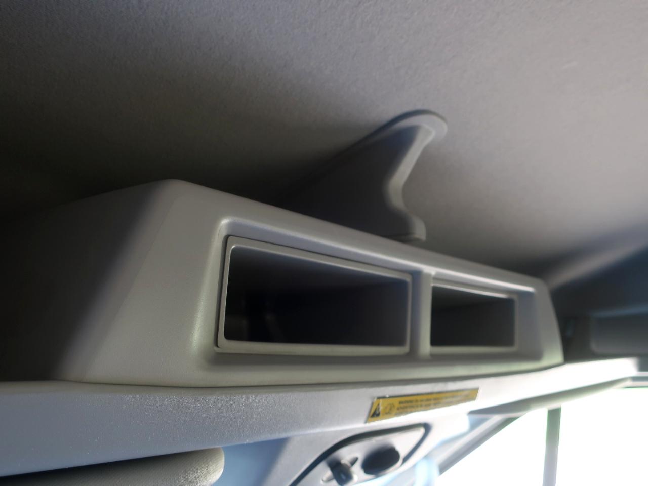 Ford Transit 150 Wagon Med. Roof XLT w/Sliding Pass. 130-in. WB 2019