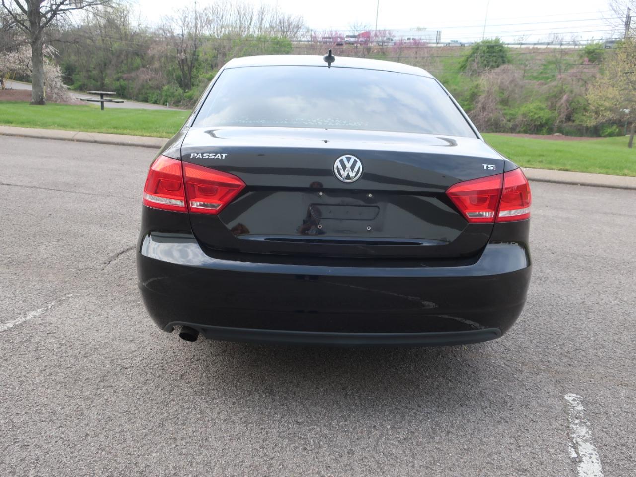 Volkswagen Passat Limited Edition 4D Sedan 2015