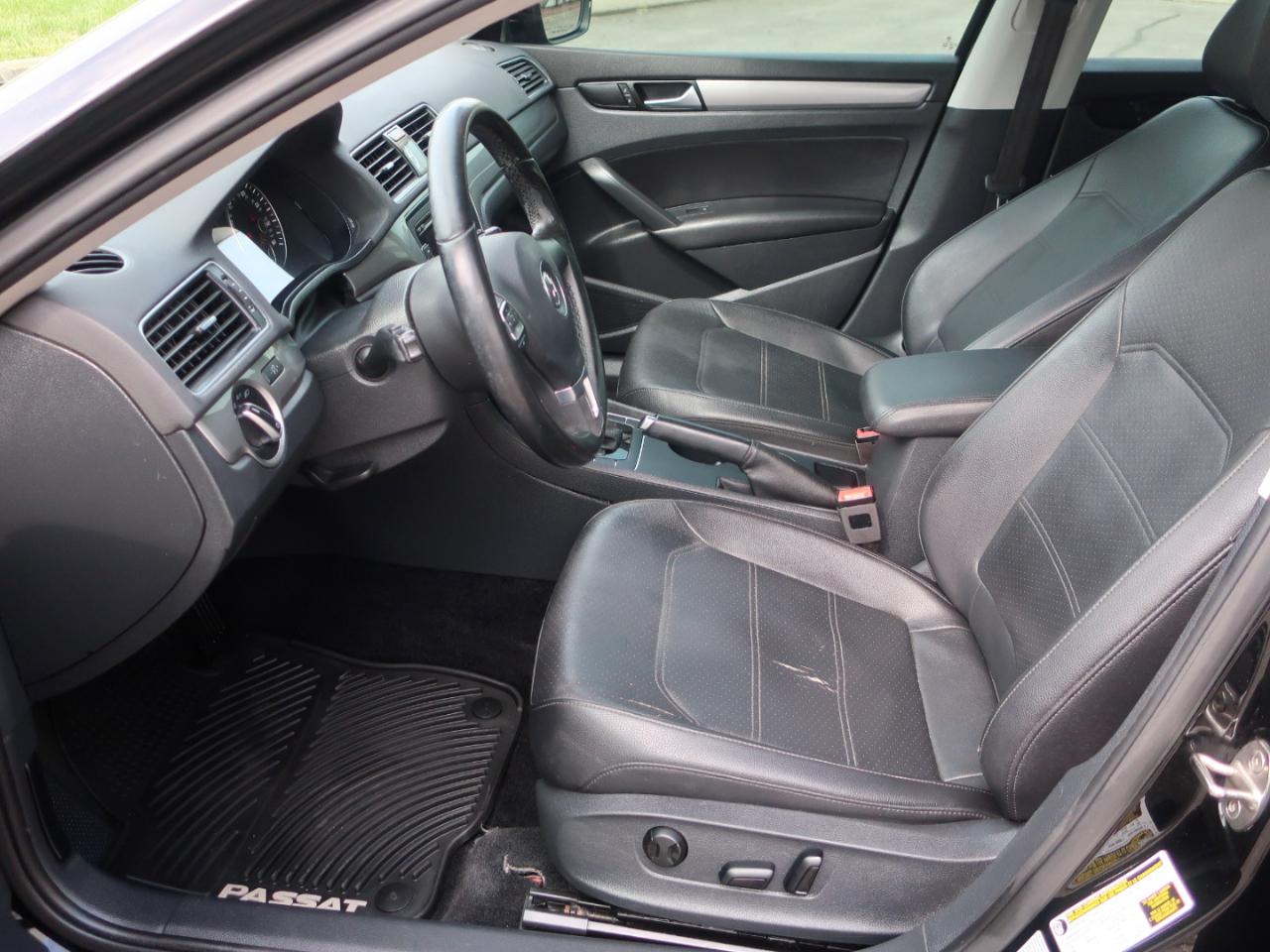 Volkswagen Passat Limited Edition 4D Sedan 2015