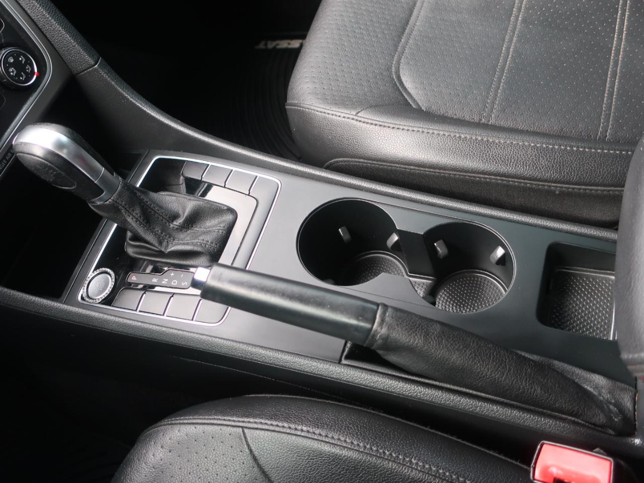 Volkswagen Passat Limited Edition 4D Sedan 2015