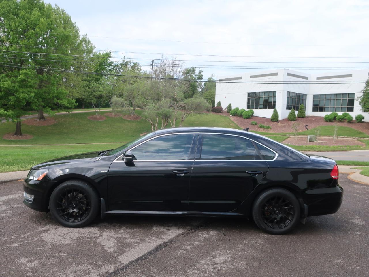 Volkswagen Passat Limited Edition 4D Sedan 2015