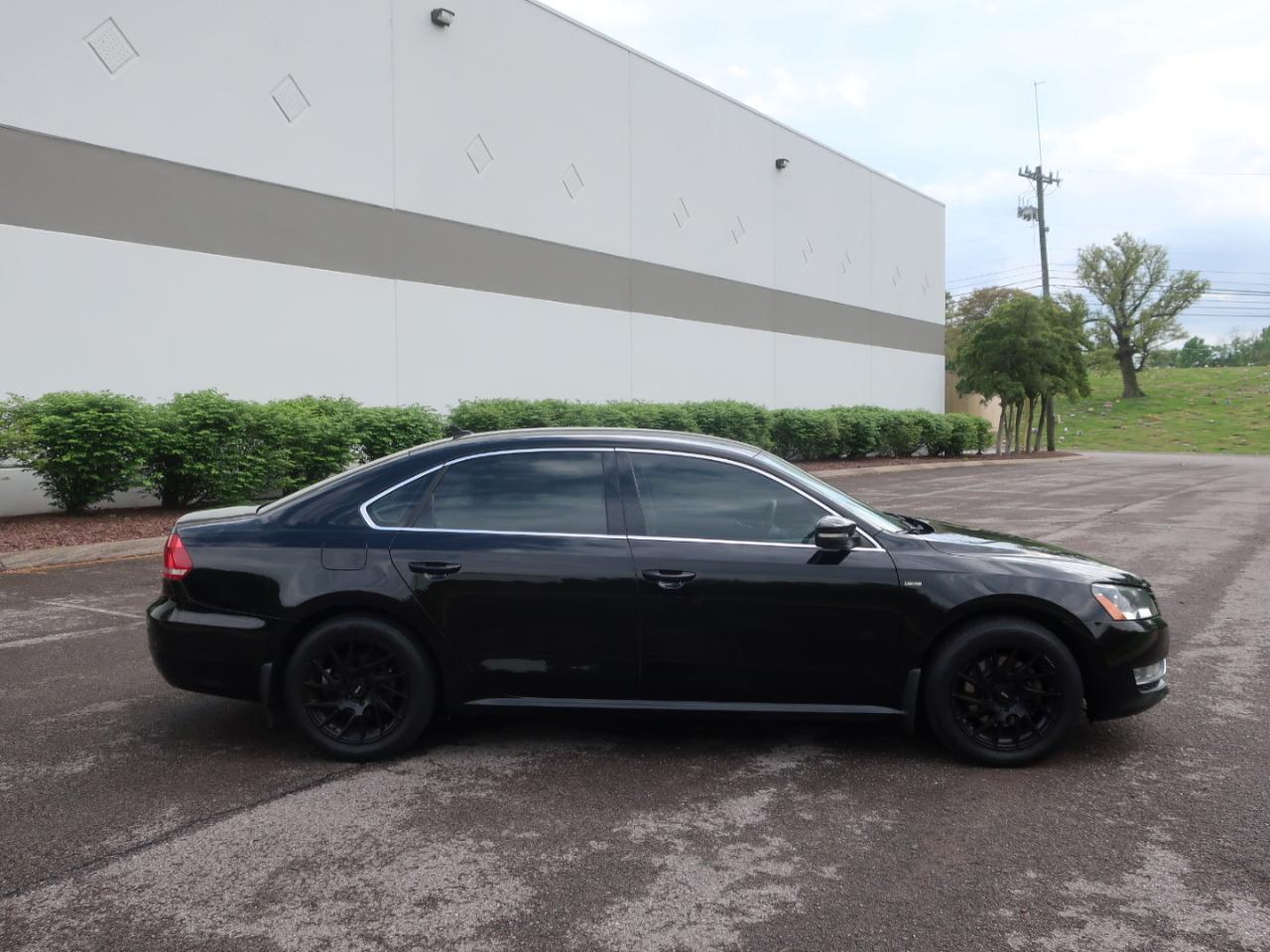 Volkswagen Passat Limited Edition 4D Sedan 2015