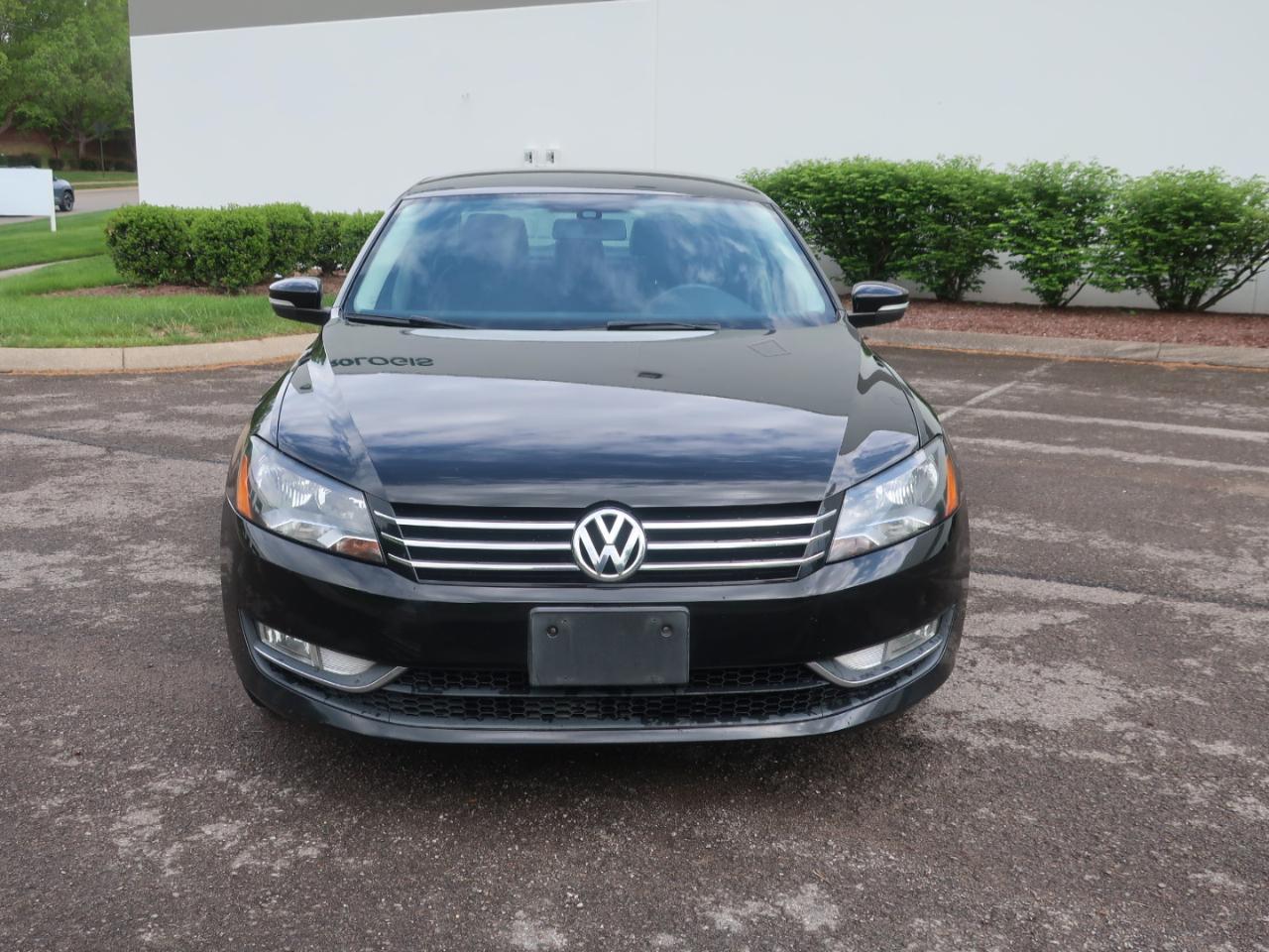 Volkswagen Passat Limited Edition 4D Sedan 2015