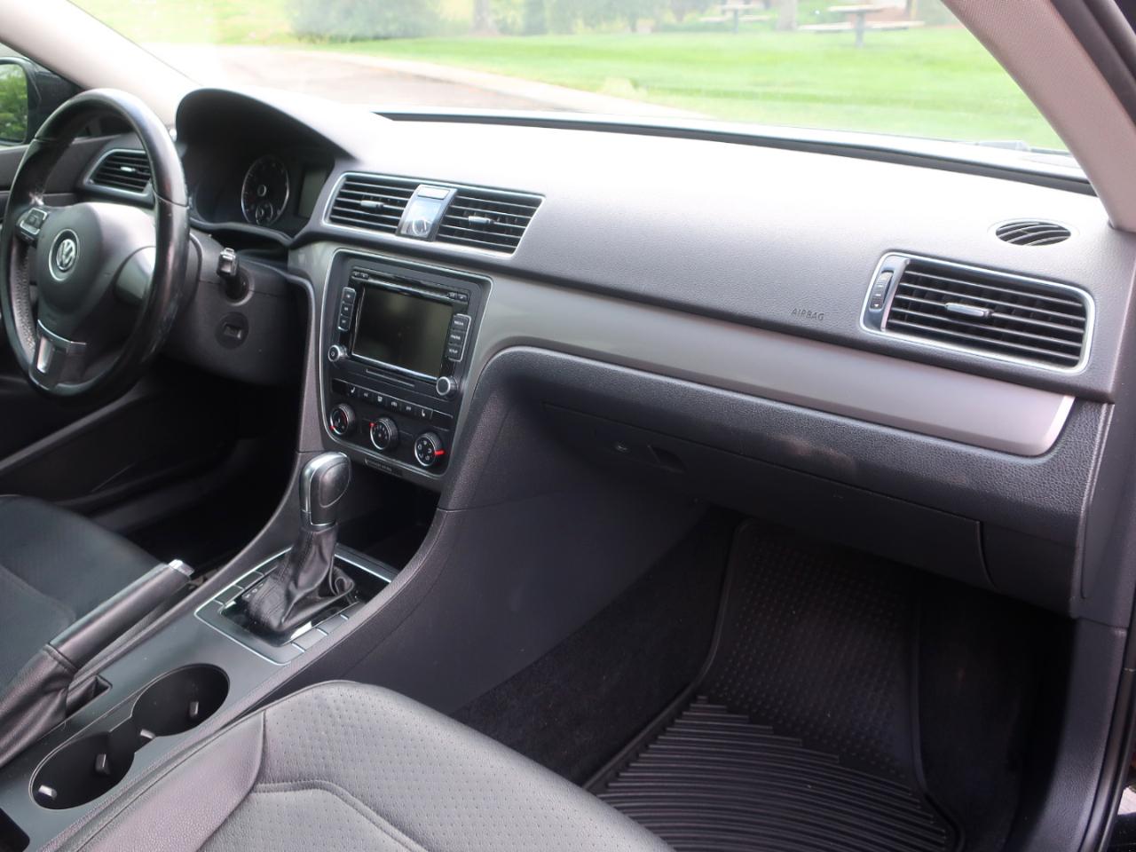 Volkswagen Passat Limited Edition 4D Sedan 2015