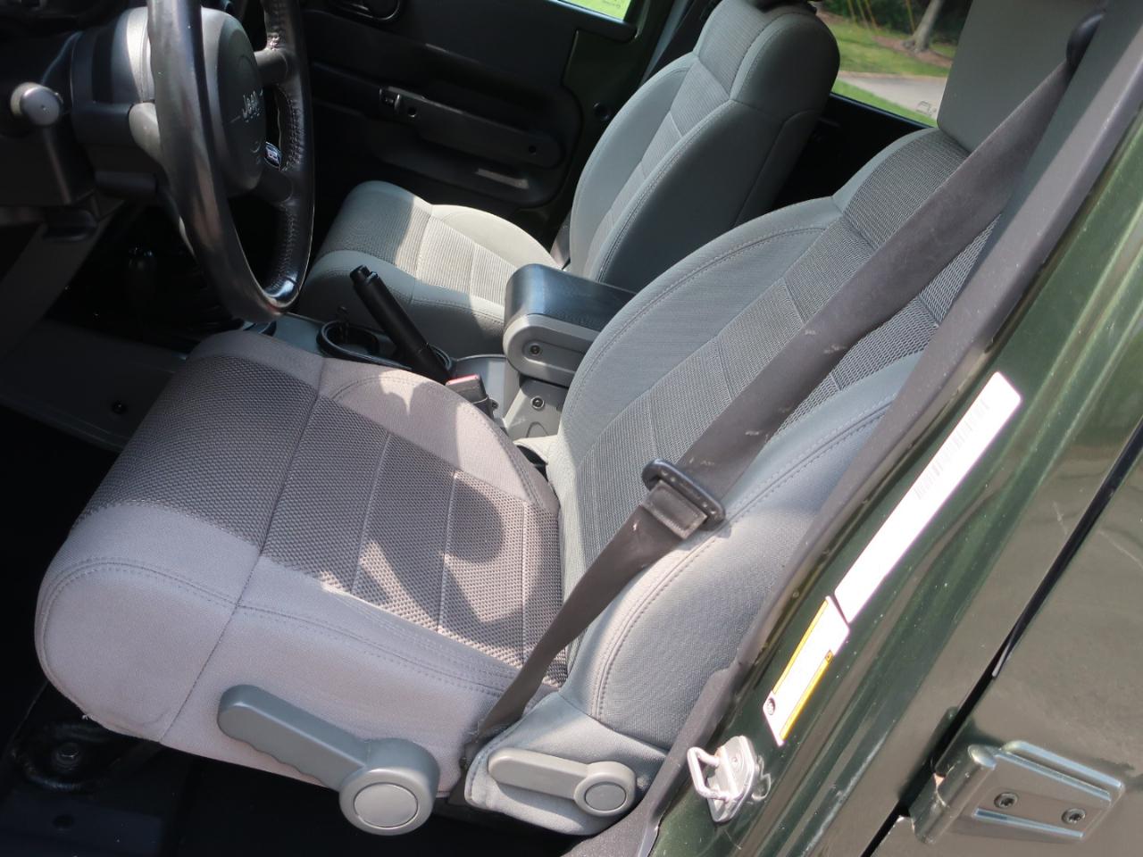 Jeep Wrangler Unlimited Sahara 4WD 2007