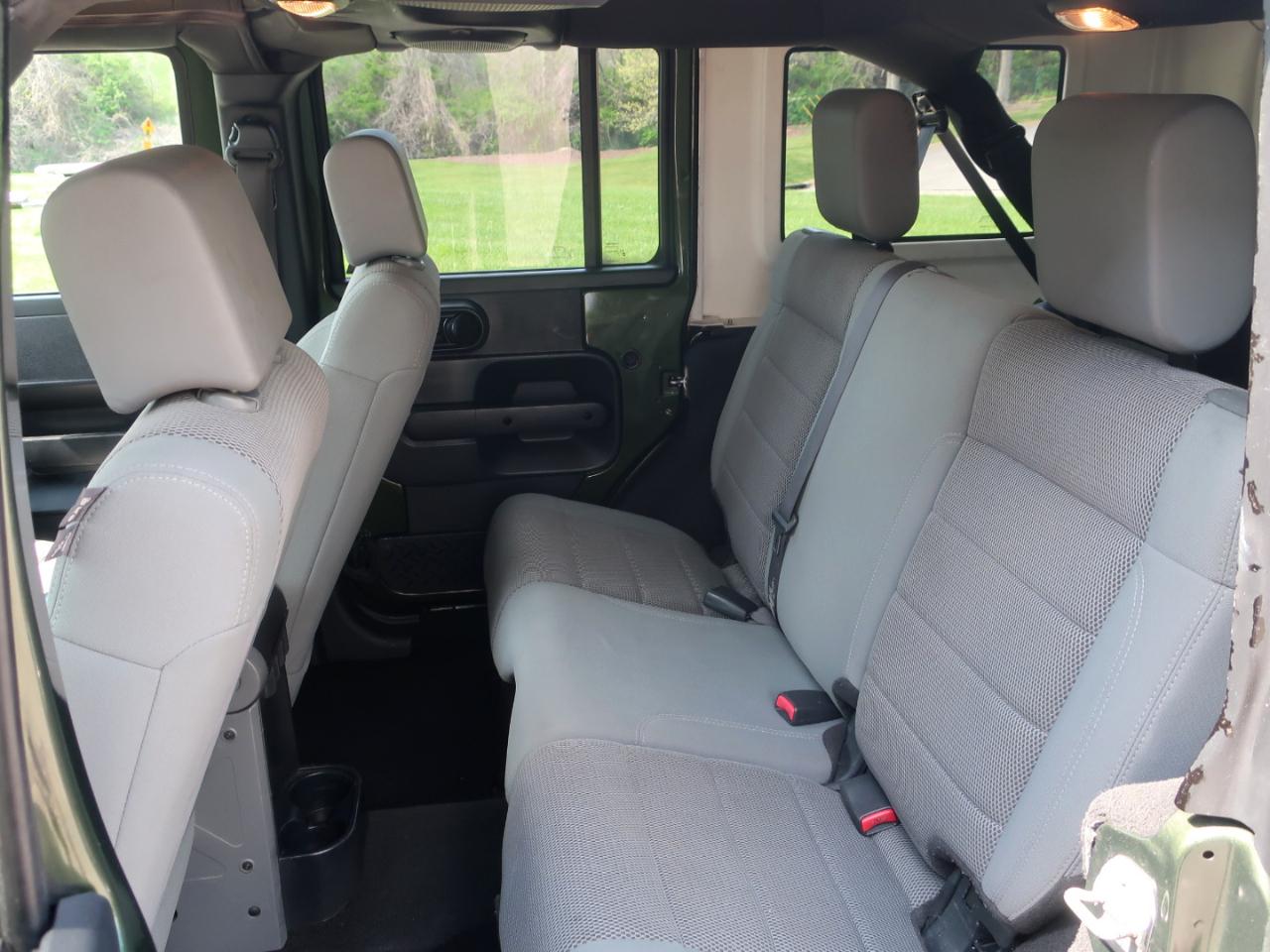 Jeep Wrangler Unlimited Sahara 4WD 2007