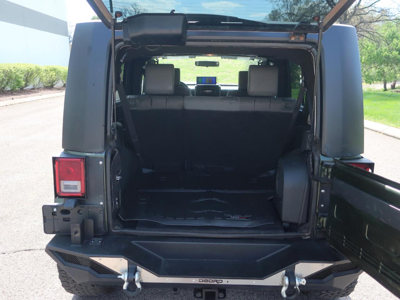 Jeep Wrangler Unlimited Sahara 4WD 2007