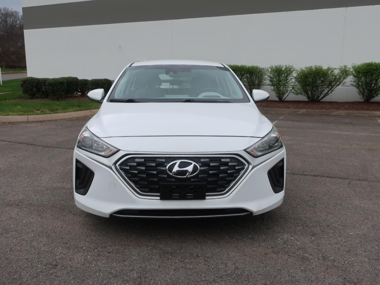 Hyundai Ioniq Hybrid Blue 2020