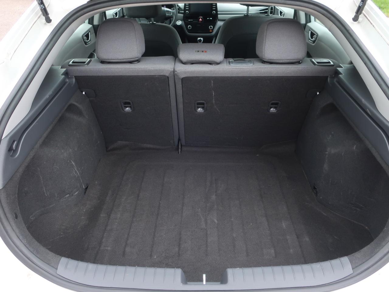 Hyundai Ioniq Hybrid Blue 2020