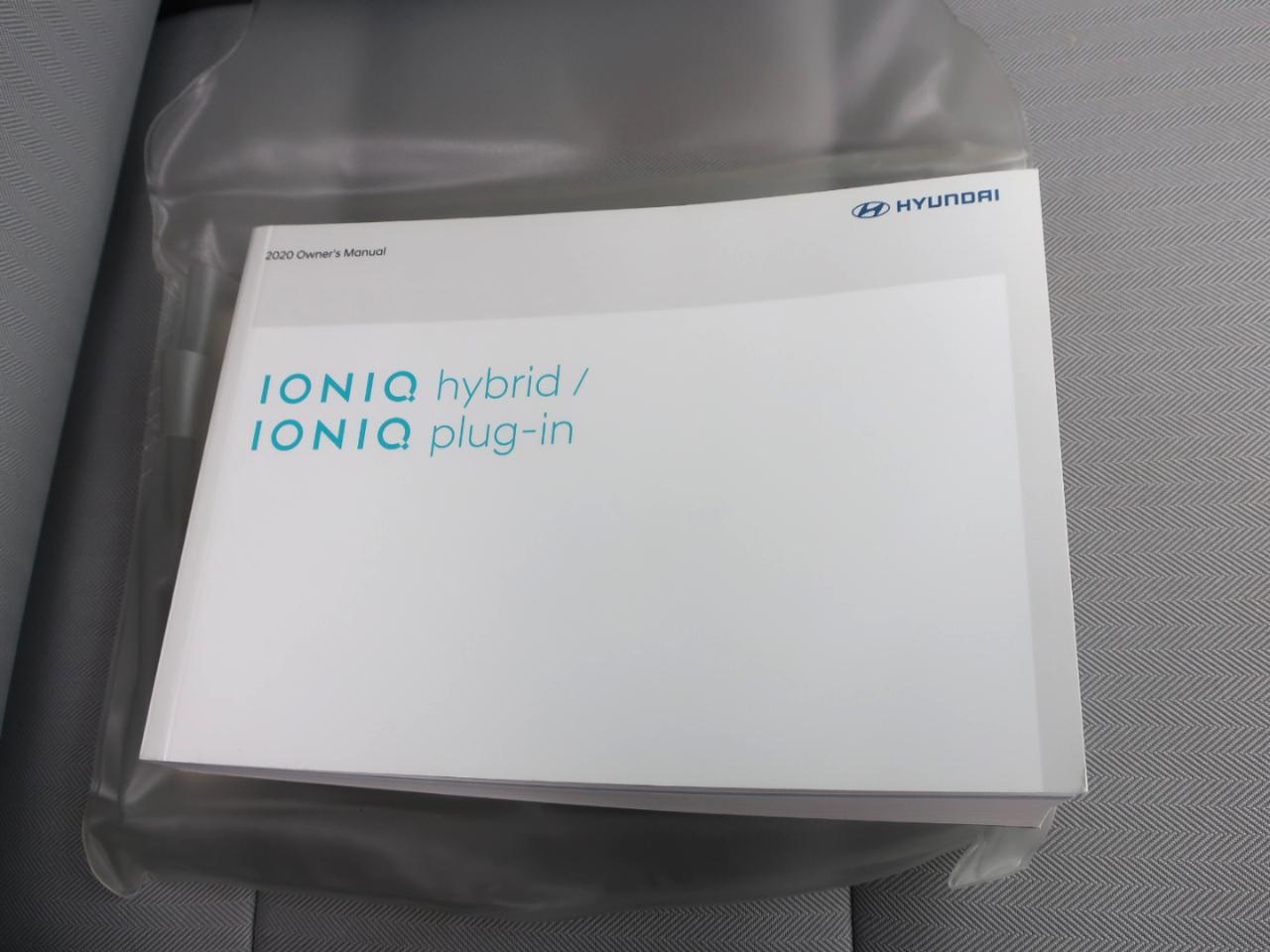 Hyundai Ioniq Hybrid Blue 2020
