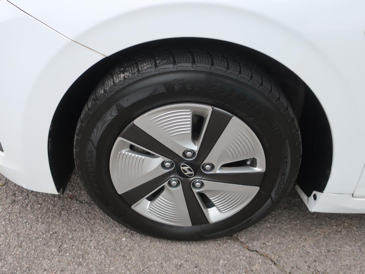 Hyundai Ioniq Hybrid Blue 2020