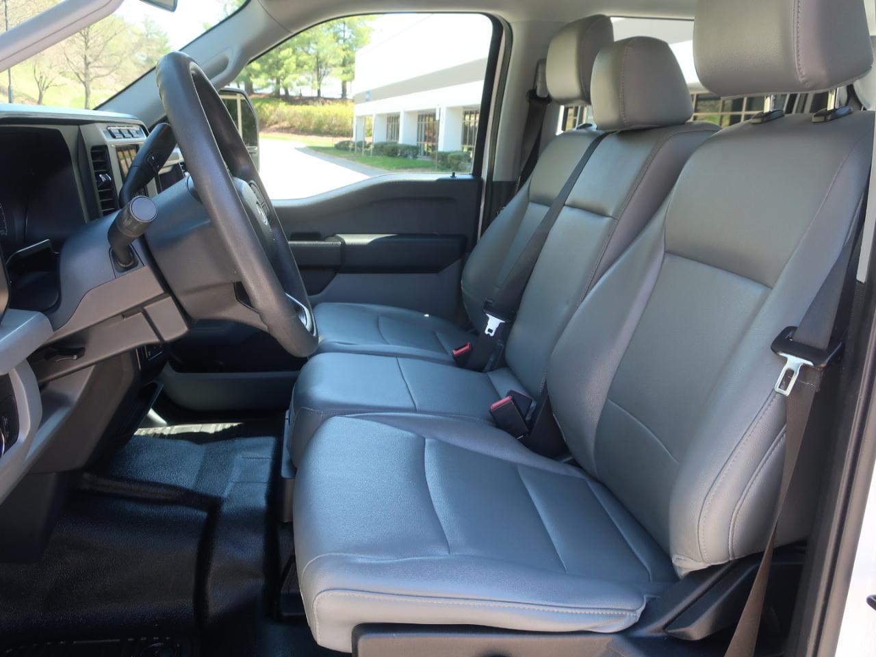 Ford F-250 SD XL Crew Cab 4WD 2023