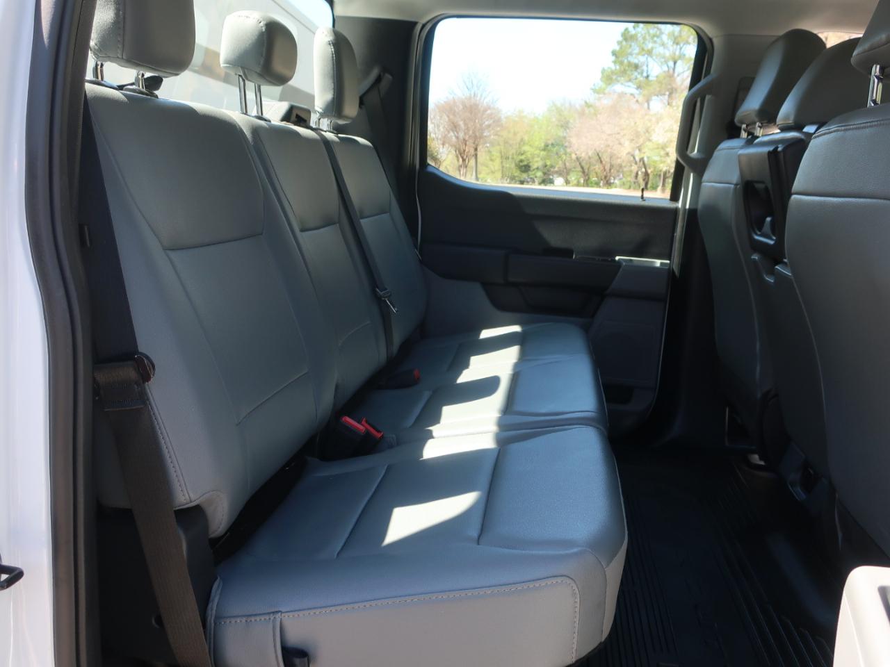 Ford F-250 SD XL Crew Cab 4WD 2023