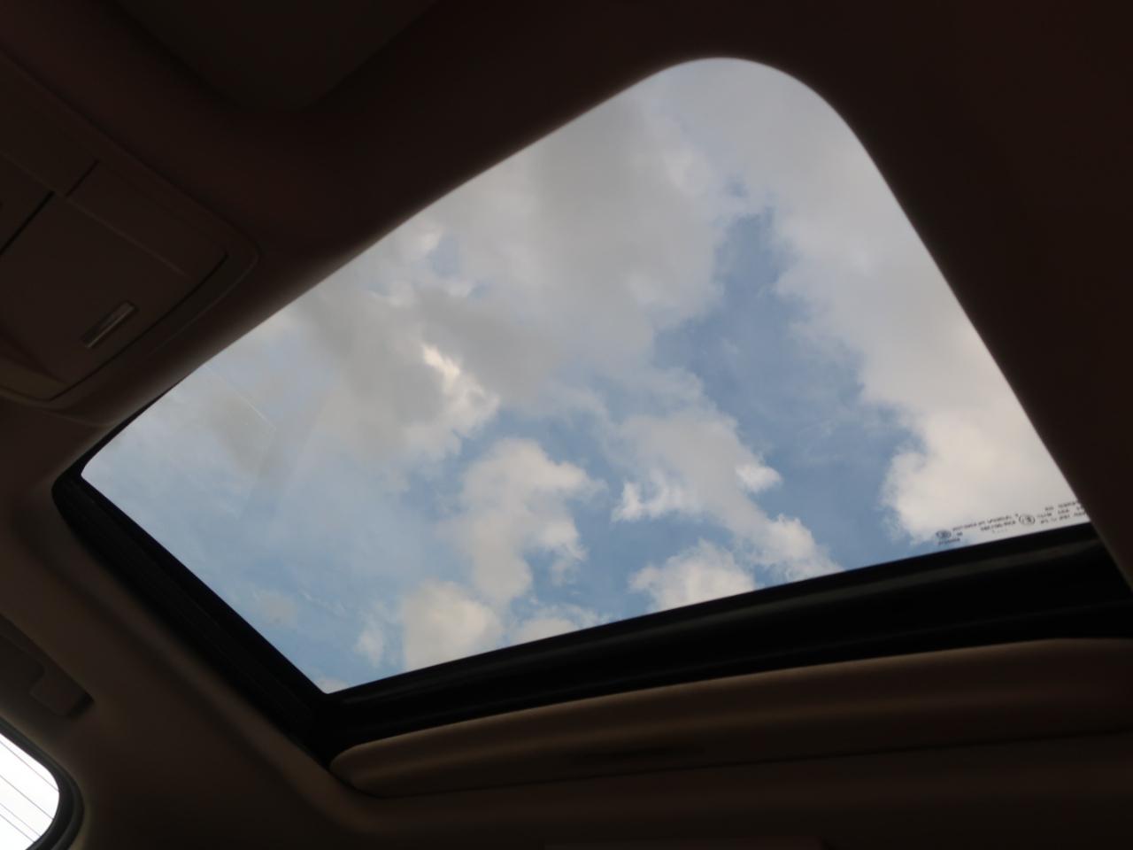 GMC Yukon XL SLT 4WD 2017