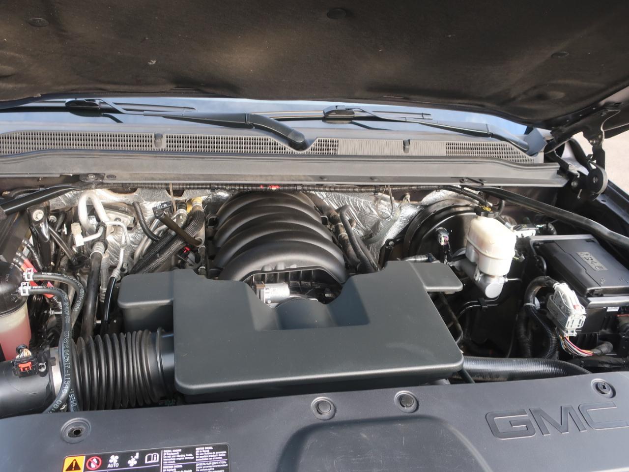 GMC Yukon XL SLT 4WD 2017