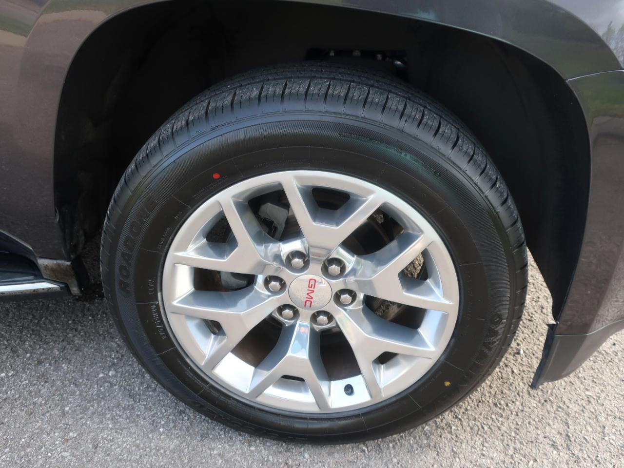 GMC Yukon XL SLT 4WD 2017