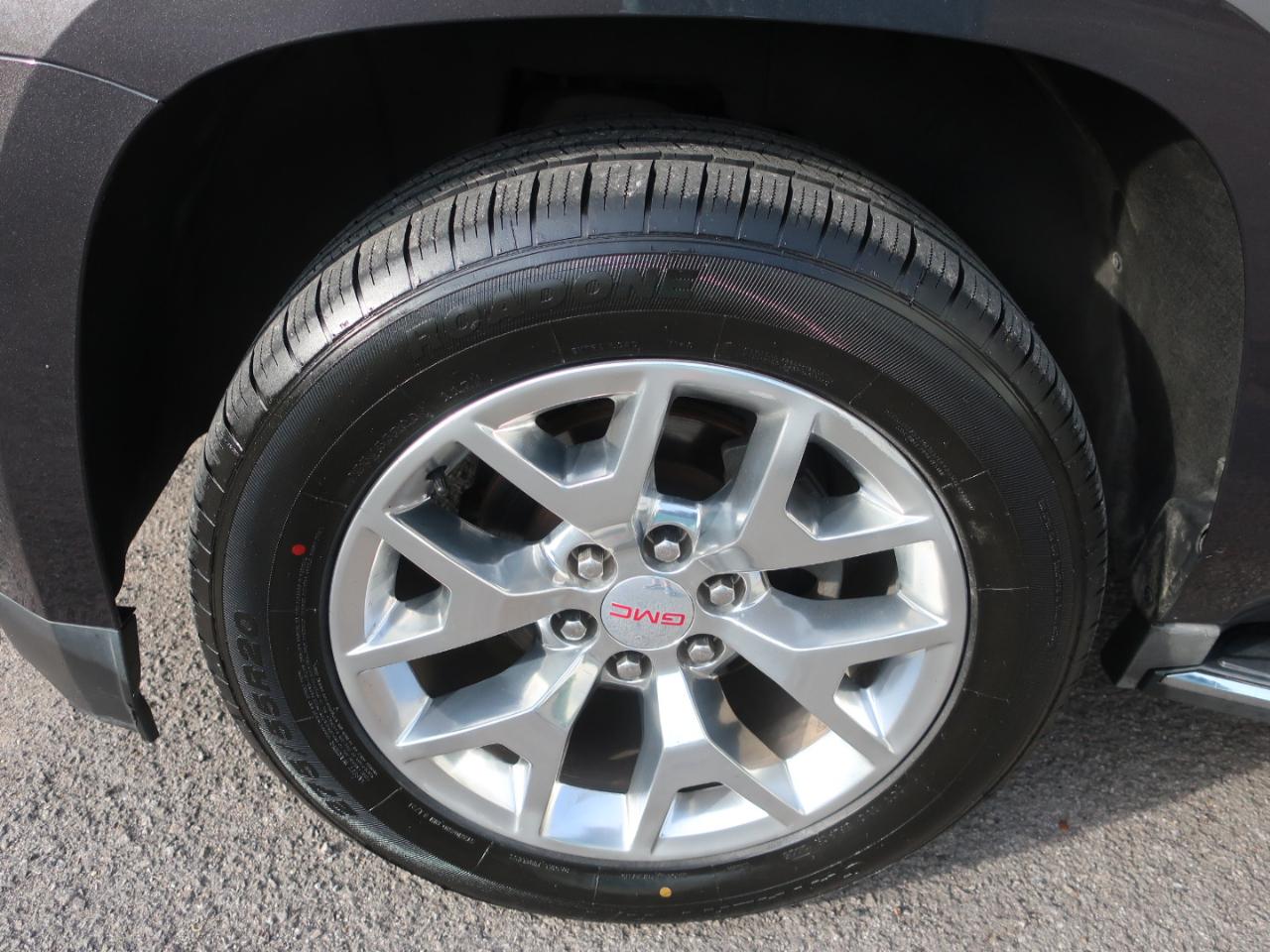 GMC Yukon XL SLT 4WD 2017