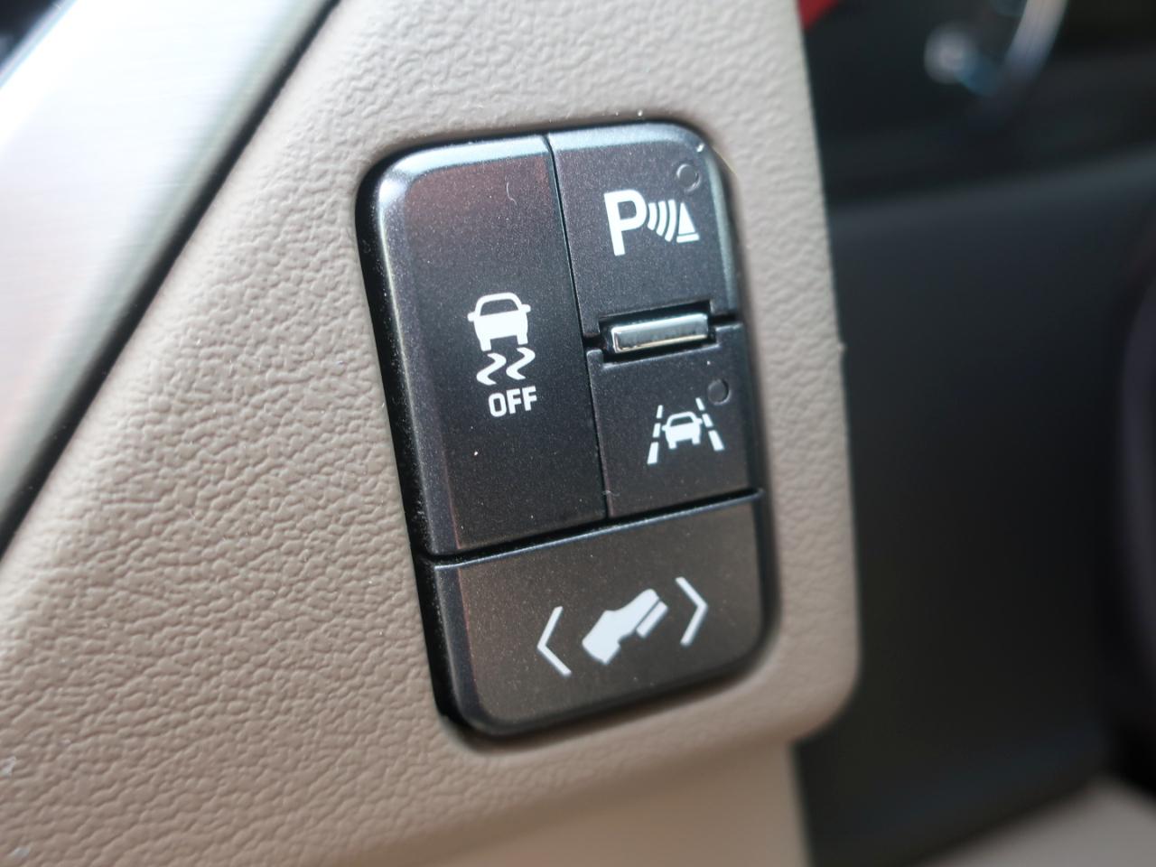 GMC Yukon XL SLT 4WD 2017