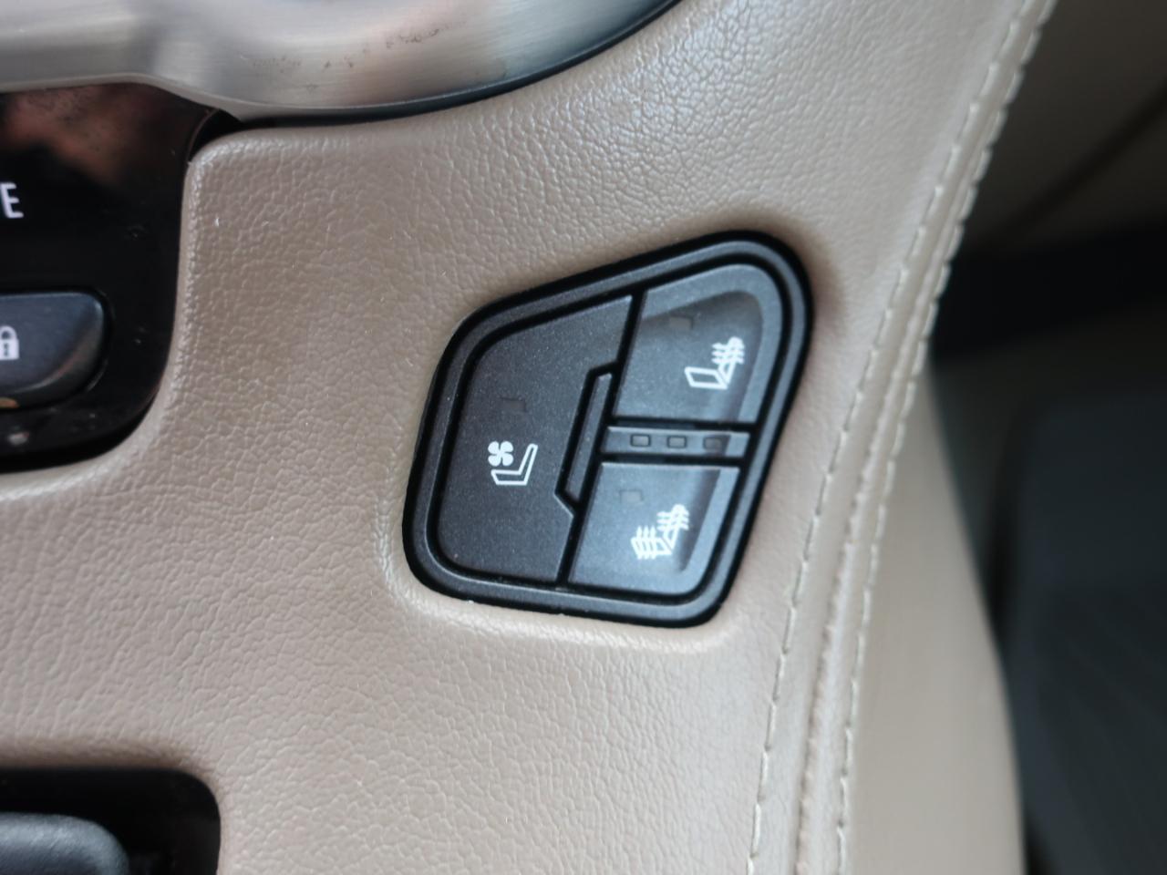 GMC Yukon XL SLT 4WD 2017