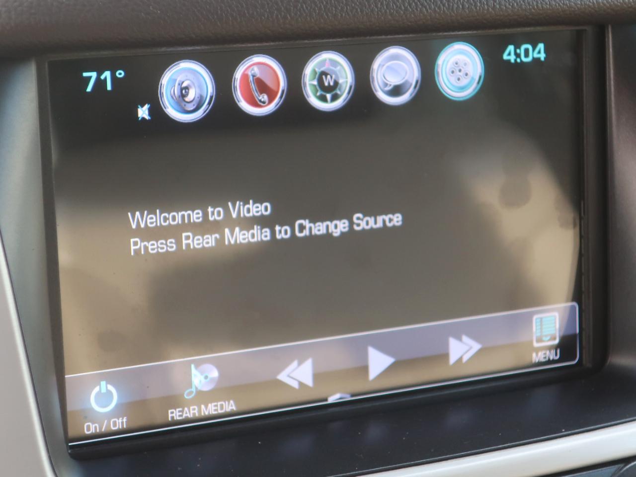 GMC Yukon XL SLT 4WD 2017