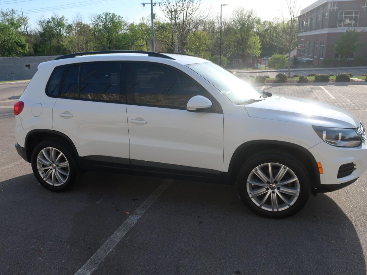Volkswagen Tiguan 2.0T S FWD 2016