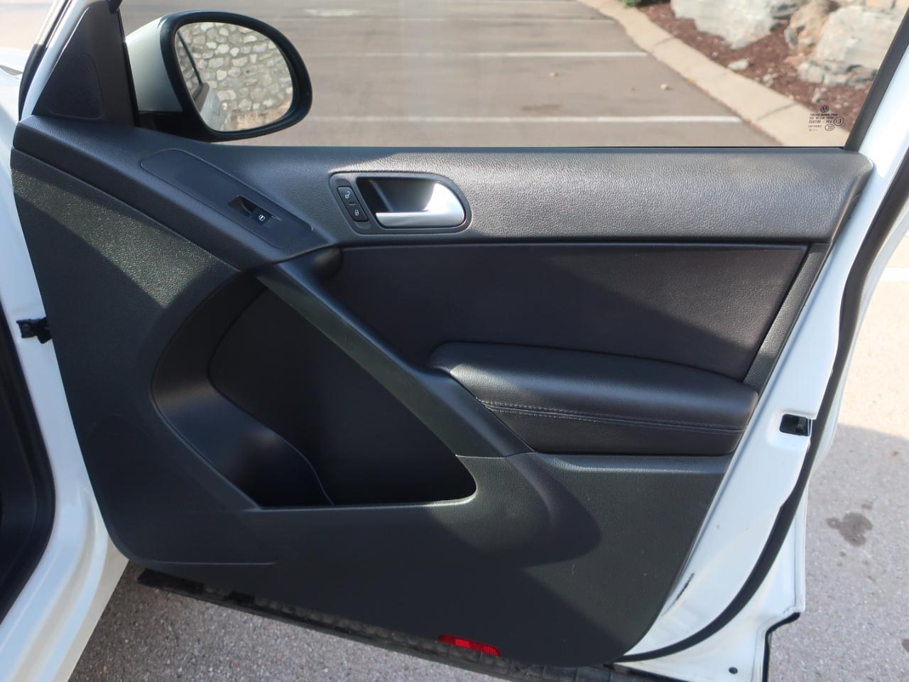 Volkswagen Tiguan 2.0T S FWD 2016