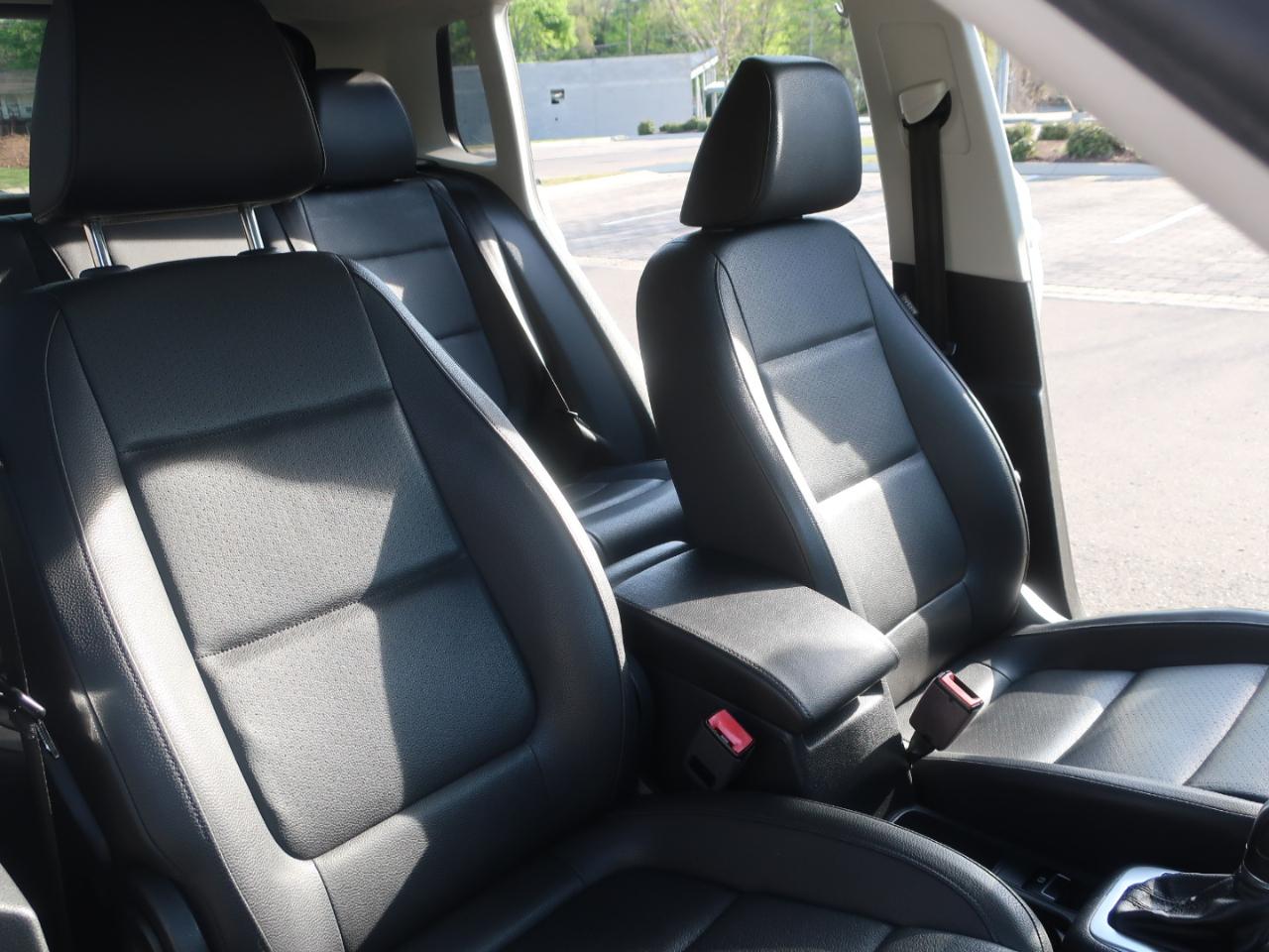 Volkswagen Tiguan 2.0T S FWD 2016