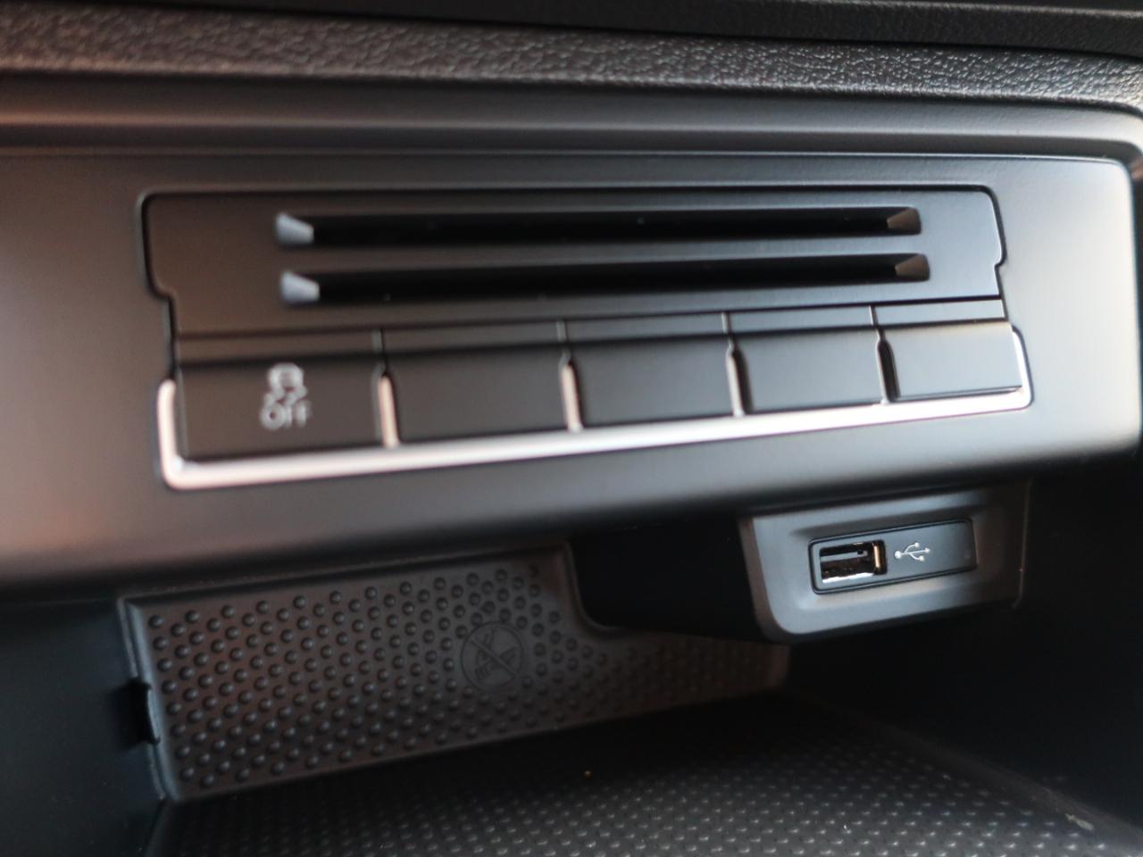 Volkswagen Tiguan 2.0T S FWD 2016