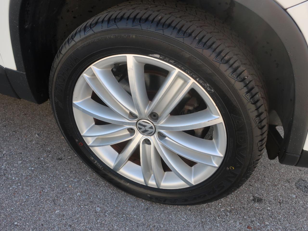 Volkswagen Tiguan 2.0T S FWD 2016