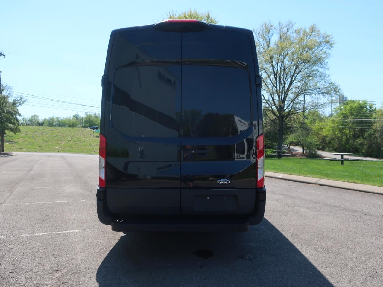 Ford Transit 250 Van High Roof w/Sliding Pass. 148-in. WB EL 2022