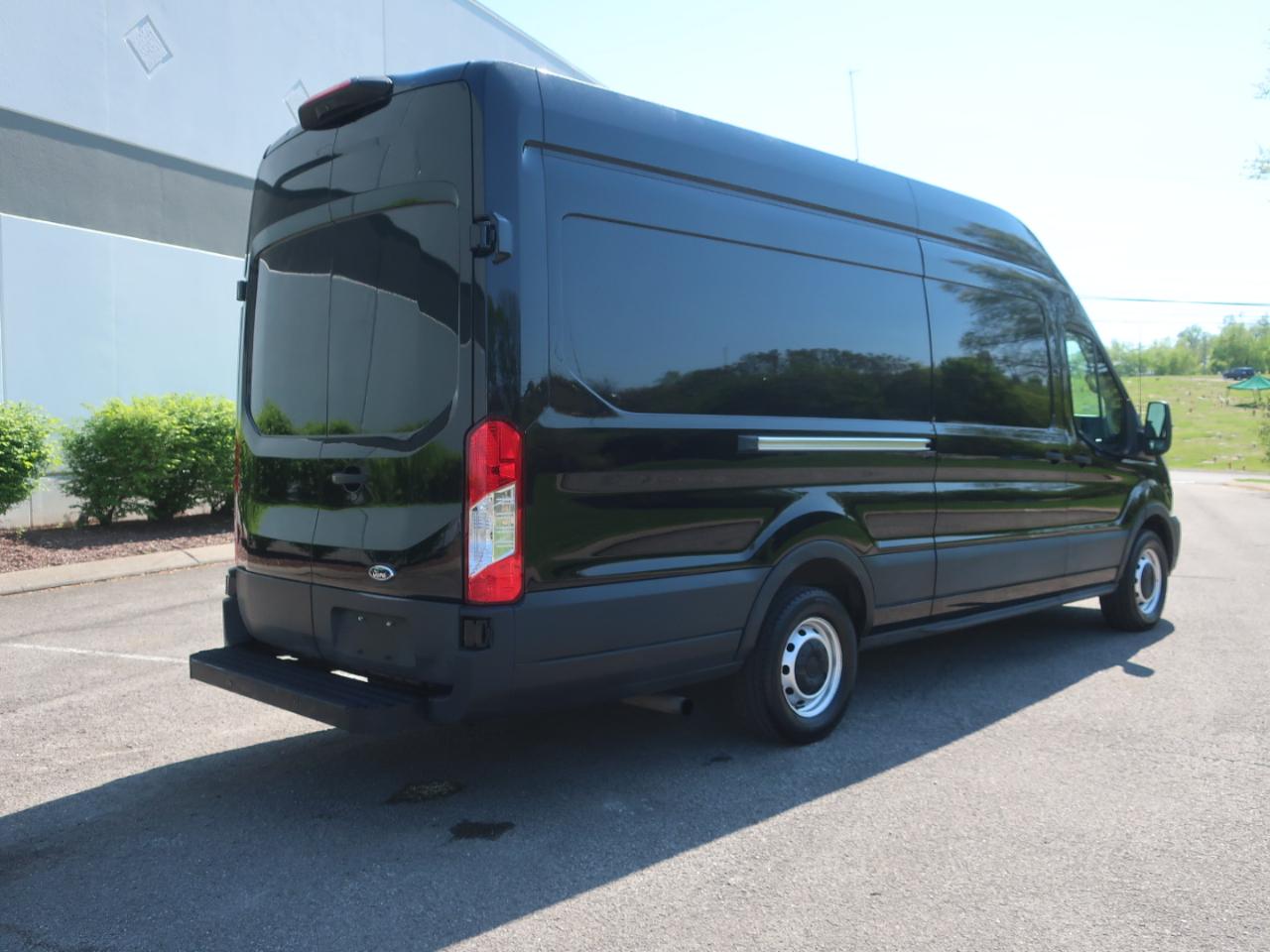 Ford Transit 250 Van High Roof w/Sliding Pass. 148-in. WB EL 2022