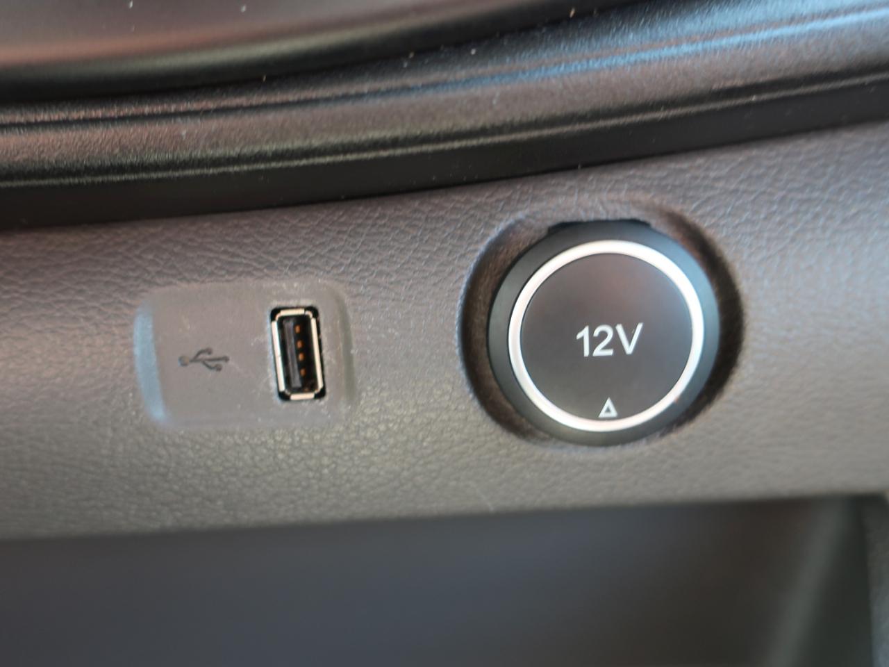 Ford Transit 250 Van High Roof w/Sliding Pass. 148-in. WB EL 2022