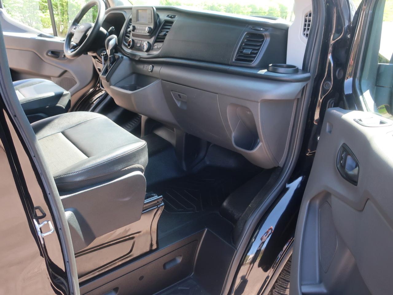 Ford Transit 250 Van High Roof w/Sliding Pass. 148-in. WB EL 2022