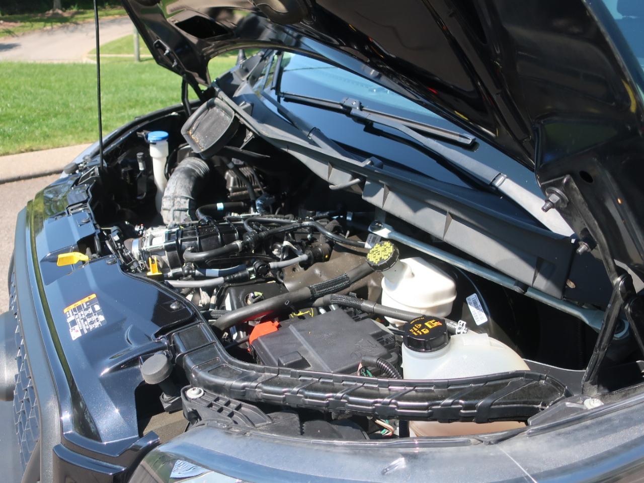 Ford Transit 250 Van High Roof w/Sliding Pass. 148-in. WB EL 2022