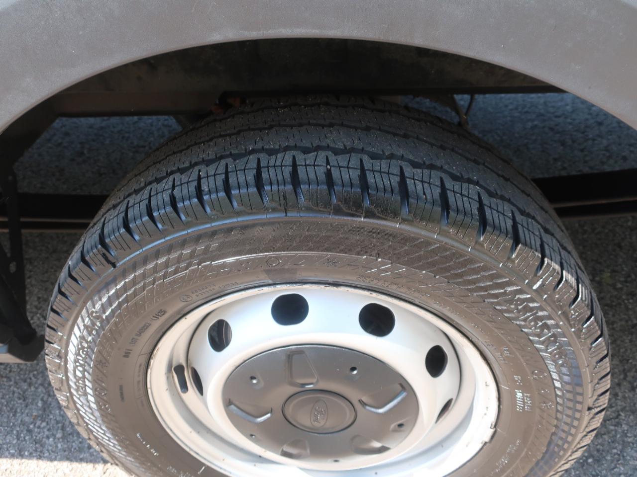 Ford Transit 250 Van High Roof w/Sliding Pass. 148-in. WB EL 2022