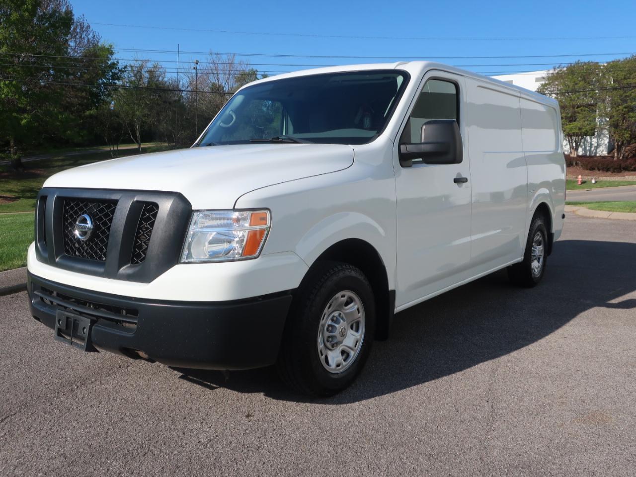 Nissan NV Cargo 1500 SV 2021